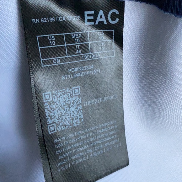 Guess - Navy bold floral Dress - size 10 - Picture 11 of 12